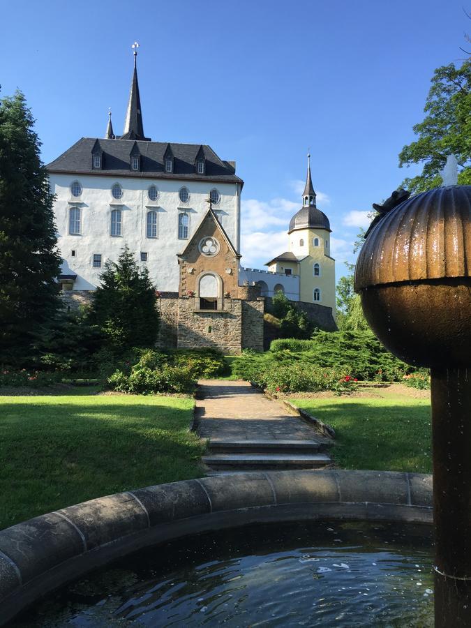 Ferienhaus Erzgebirge "An Der Trebe" Mit Kamin Und Sauna Neuhausen  Exterior foto